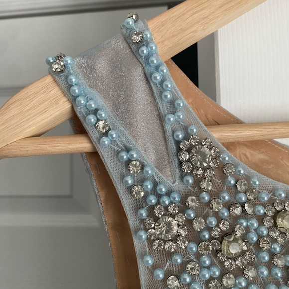 Beautiful high-low prom/wedding guest dress - Picture 9 of 10